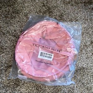 Victoria’s Secret Pink foldable laundry basket